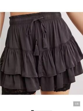 Aerie sweet n silky ruffled tiered mini skirt black small